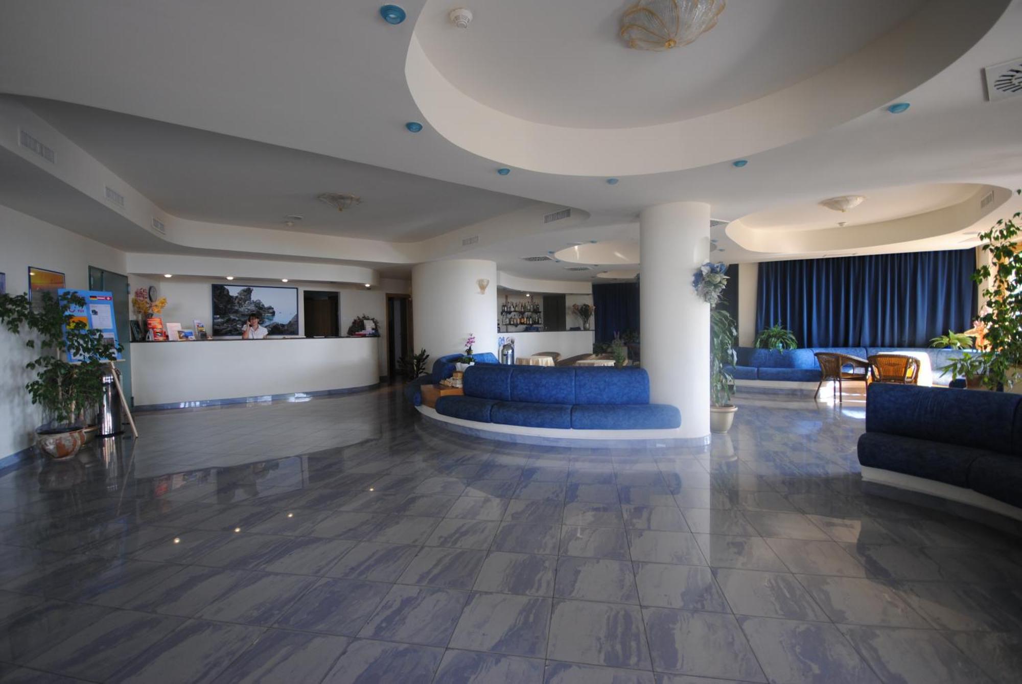 Hotel Scoglio Del Leone 잠브로네 외부 사진