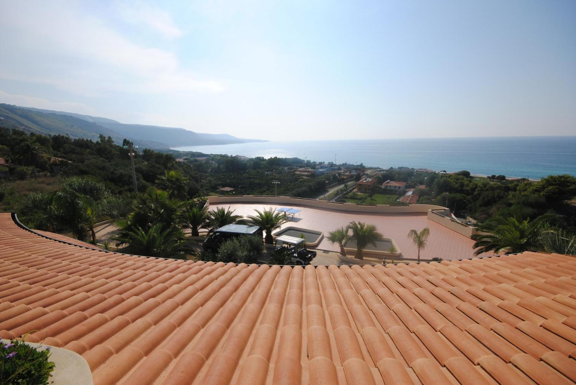 Hotel Scoglio Del Leone 잠브로네 외부 사진