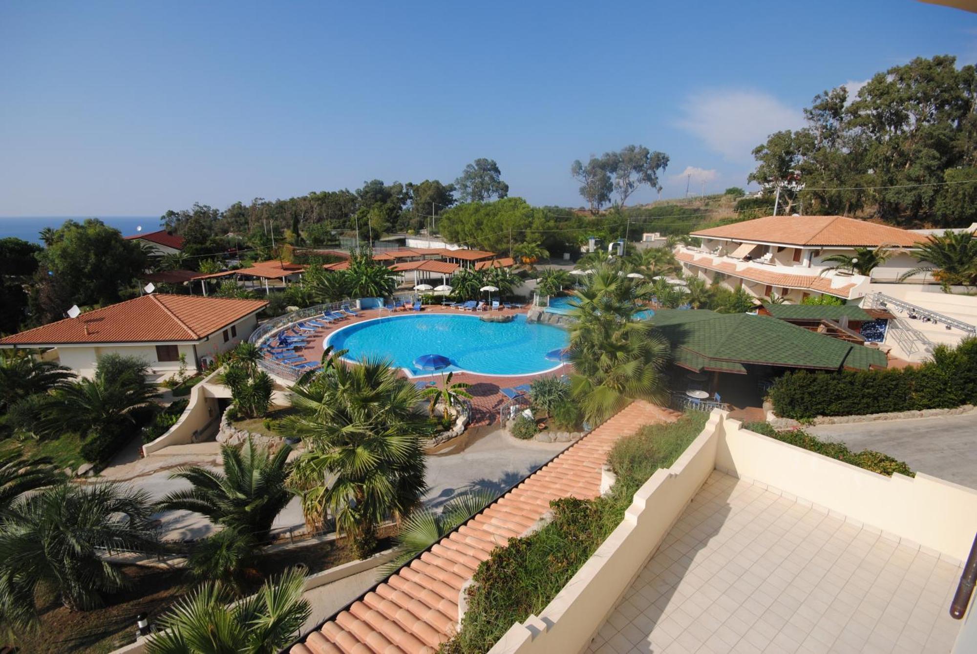 Hotel Scoglio Del Leone 잠브로네 외부 사진