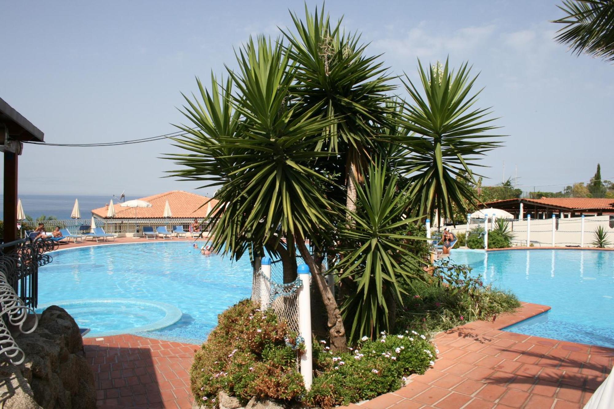 Hotel Scoglio Del Leone 잠브로네 외부 사진